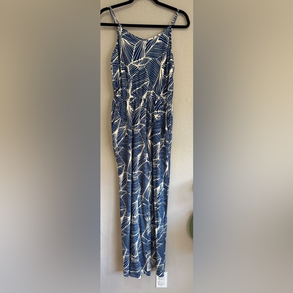 Ava Sky Navy and White Jumper